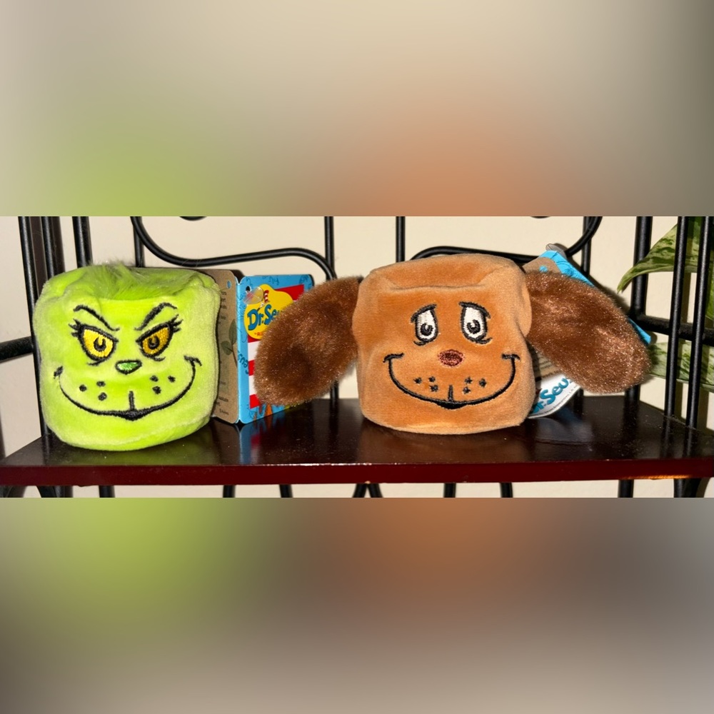The Grinch & Max the Dog Bean Bags